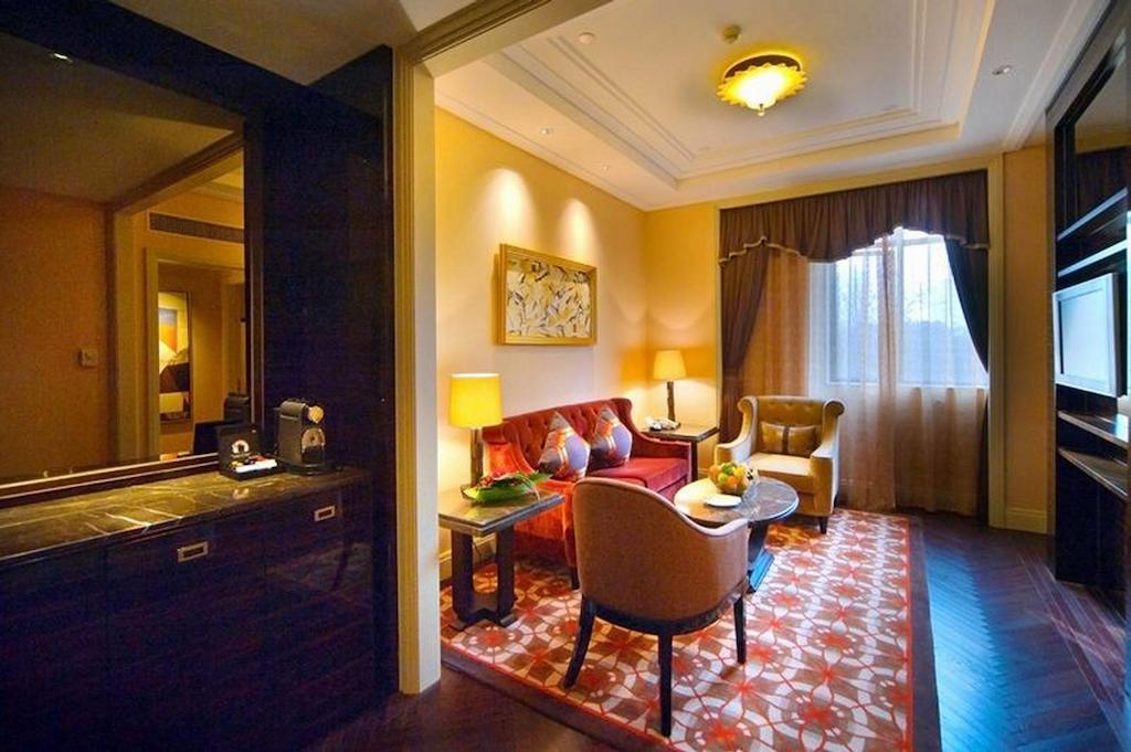 Hengshan Picardie Hotel Шанхай Экстерьер фото
